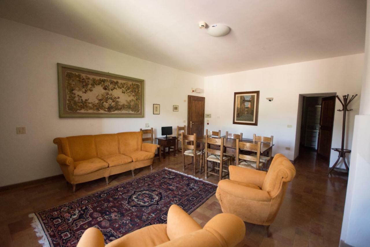 Casa Dei Lecci Apartment Foligno Exterior photo