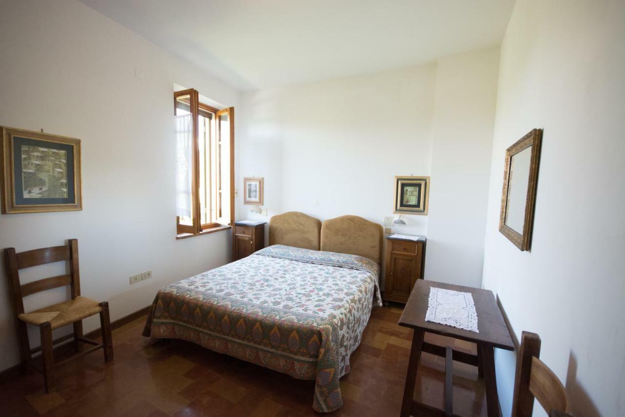 Casa Dei Lecci Apartment Foligno Exterior photo